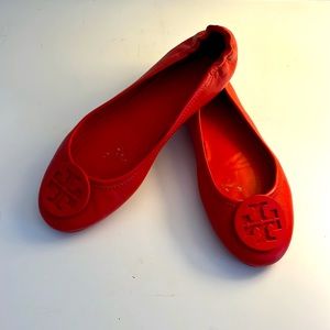 Tori Burch Minnie Travel Ballet Flat in Poppy